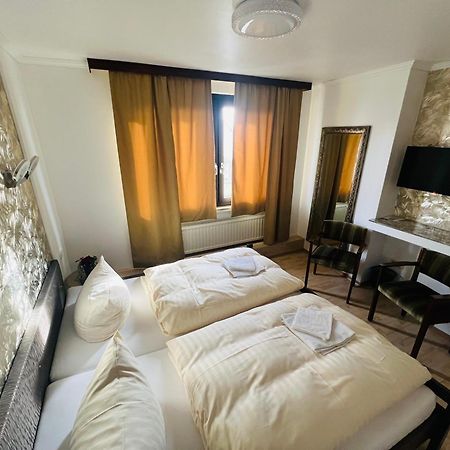 Hotel Ellermann 블로토 외부 사진