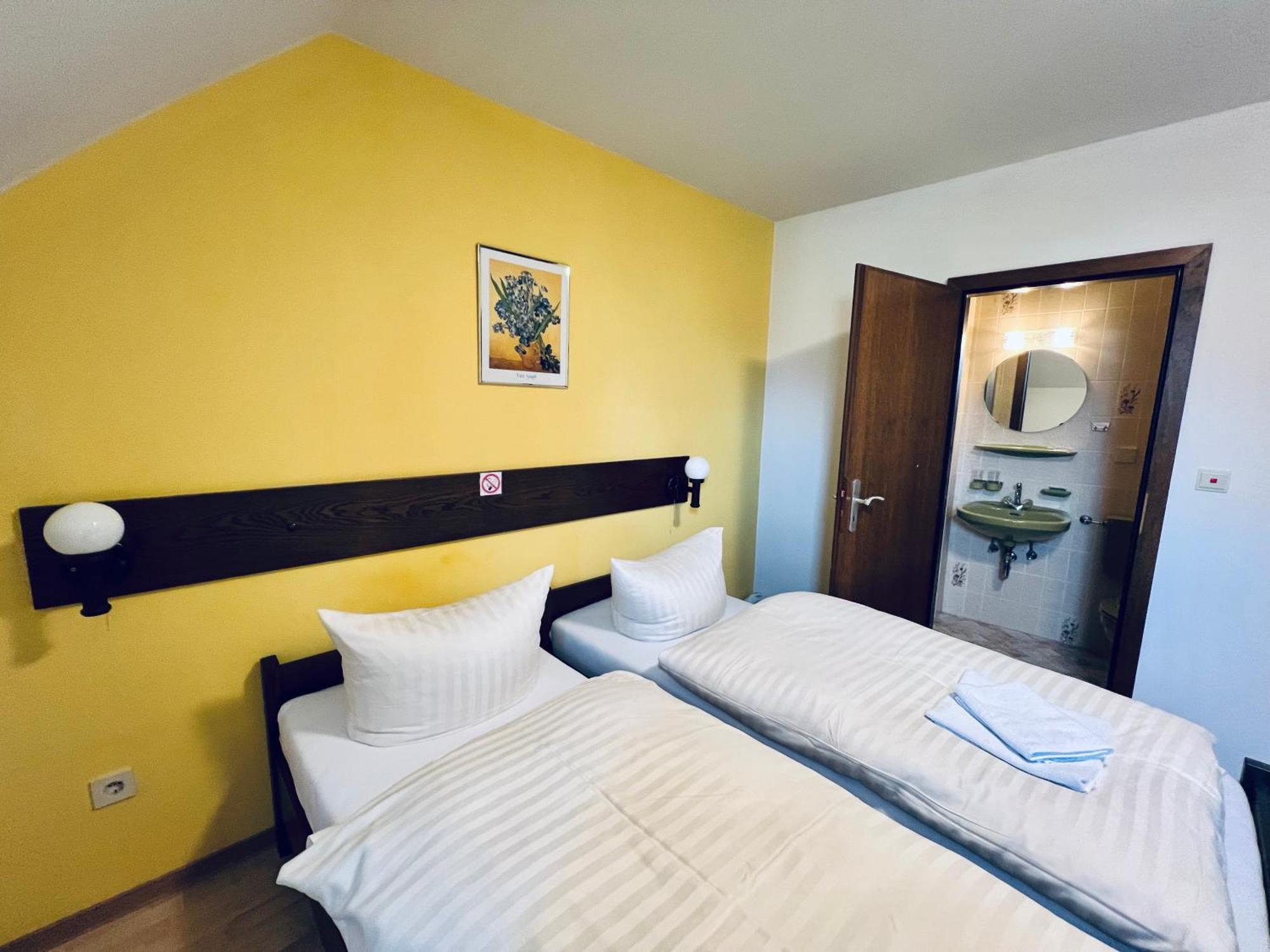 Hotel Ellermann 블로토 외부 사진